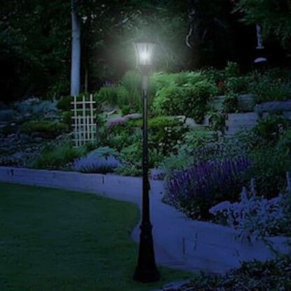 Victorian Solar Lamp Post 1 Head Night